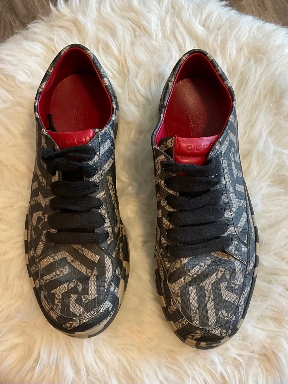 Gucci Black & Red Monogram Pattern Lace-Up Sneakers